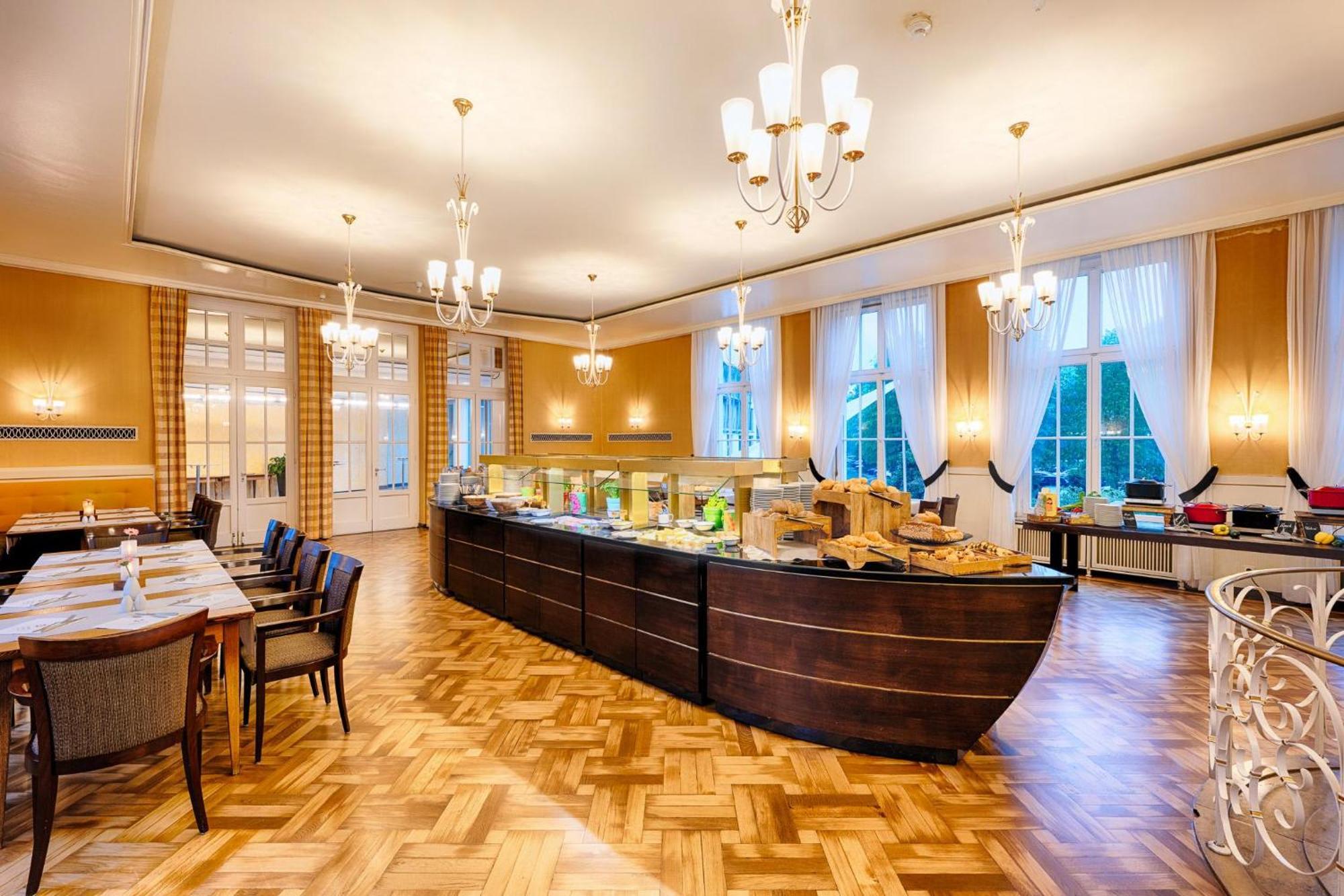 Welcome Hotel Meschede Hennesee מראה חיצוני תמונה